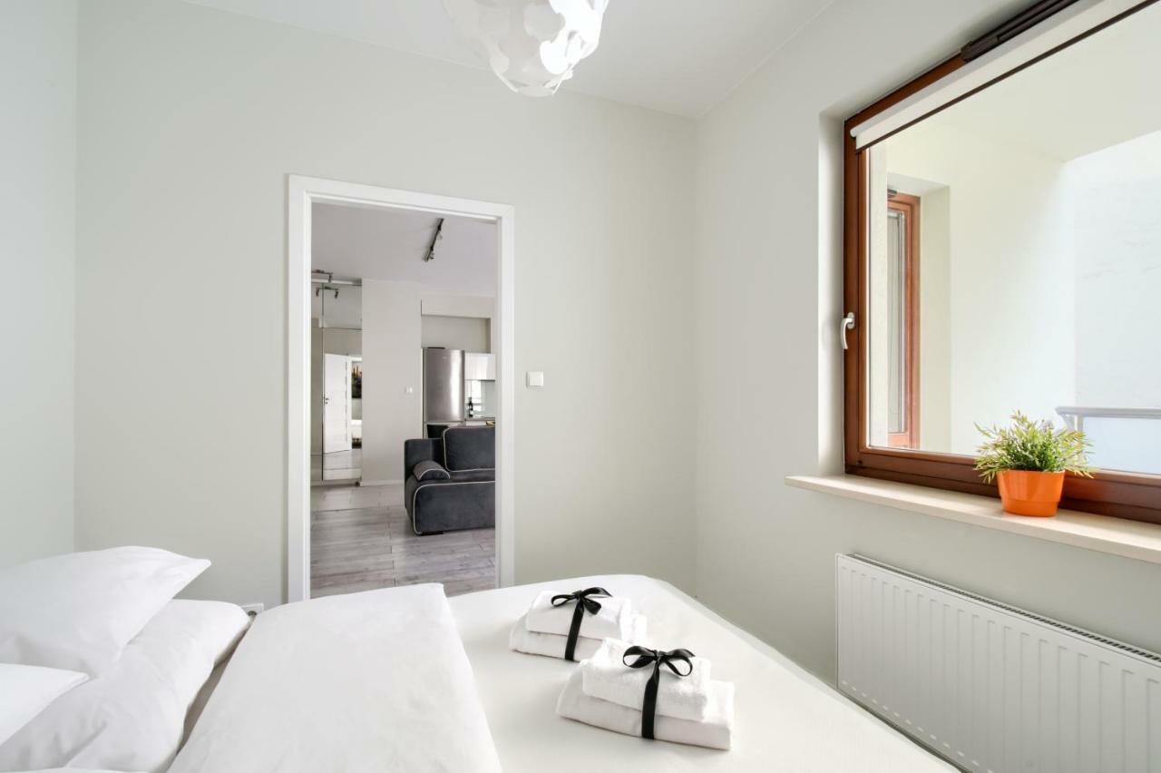 Warsaw Night Apartments Siedmiogrodzka Екстер'єр фото