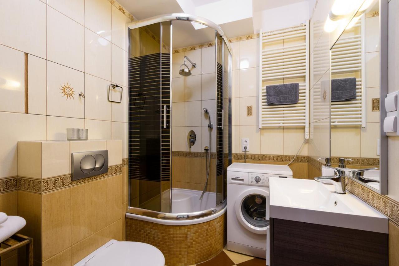 Warsaw Night Apartments Siedmiogrodzka Екстер'єр фото